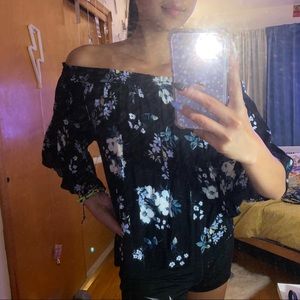 HOLLISTER off the shoulder blouse